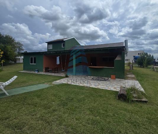 Casa · 140m² · 5 Ambientes