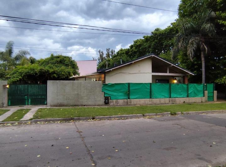 Casa · 130m² · 5 Ambientes · 1 Cochera