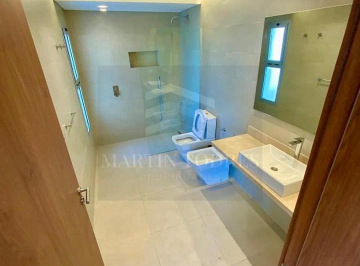 Casa · 160m² · 4 Cocheras