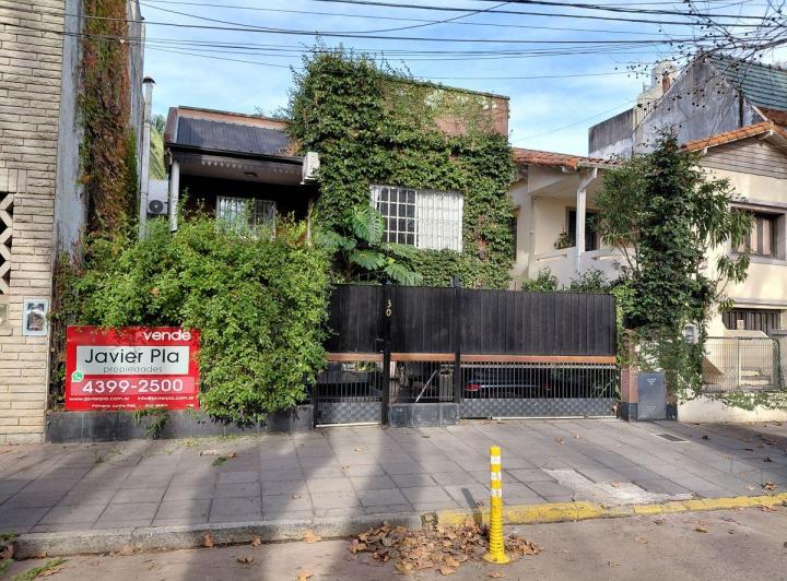 Casa · 170m² · 4 Ambientes · 1 Cochera