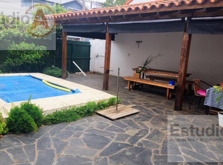 Casa · 100m² · 3 Ambientes · 1 Cochera