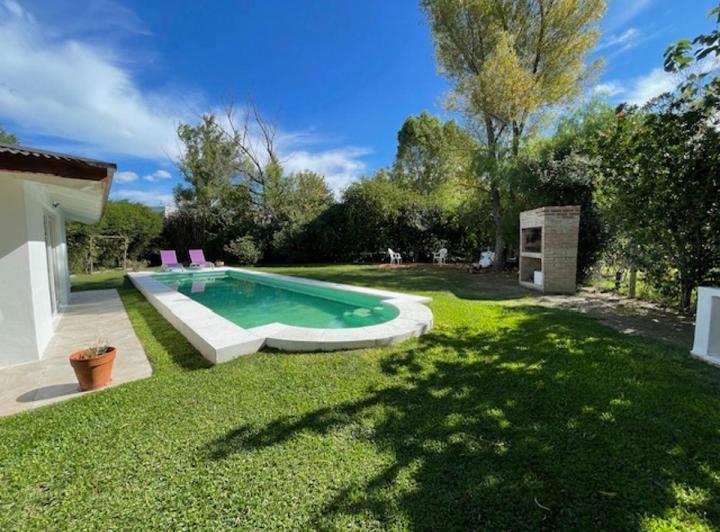Casa · 176m² · 4 Ambientes · 2 Cocheras