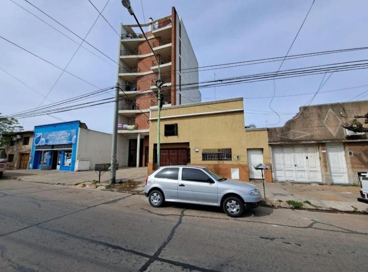 Casa · 80m² · 4 Ambientes · 1 Cochera