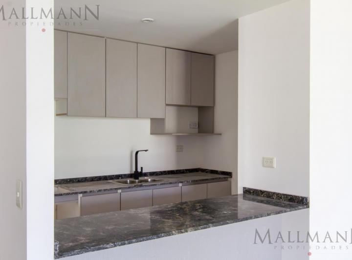 Casa · 99m² · 4 Ambientes · 1 Cochera