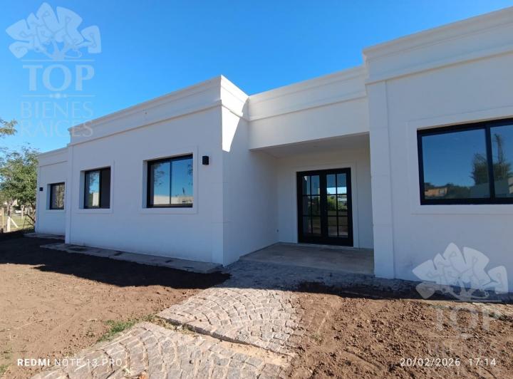 Casa · 189m² · 5 Ambientes · 1 Cochera