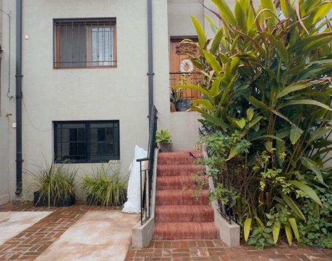 Casa · 200m² · 5 Ambientes