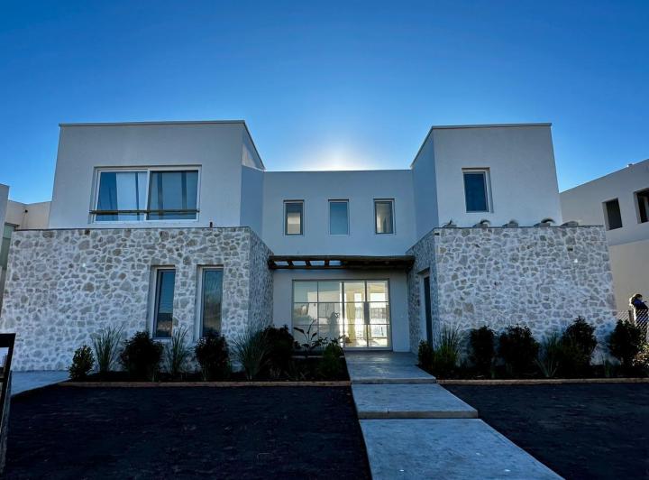 Casa · 287m² · 3 Dormitorios