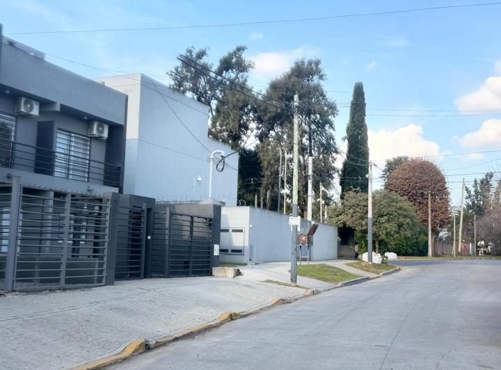 Casa · 86m² · 3 Ambientes · 1 Cochera