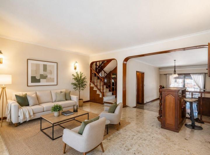 Casa · 200m² · 4 Ambientes · 1 Cochera