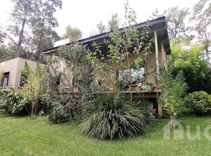 Casa · 136m² · 7 Ambientes