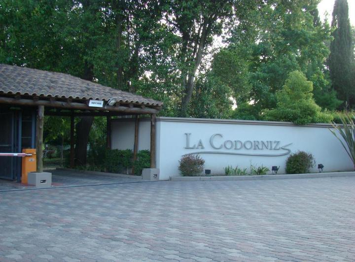 Casa · 170m² · 4 Ambientes · 4 Cocheras