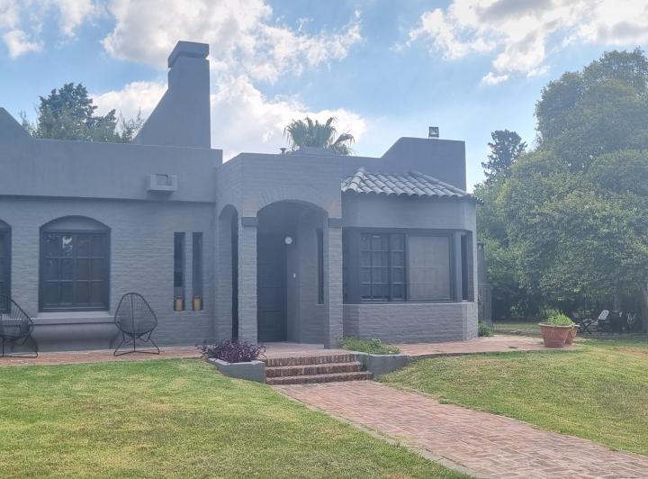 Casa · 150m² · 5 Ambientes · 1 Cochera