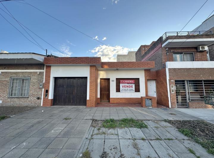 Casa · 103m² · 3 Ambientes · 1 Cochera