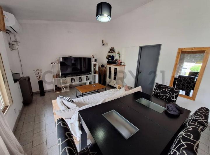 Casa · 115m² · 5 Ambientes · 3 Cocheras