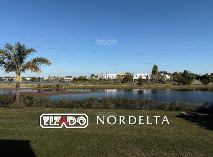Casa · 184m² · 4 Ambientes · 1 Cochera