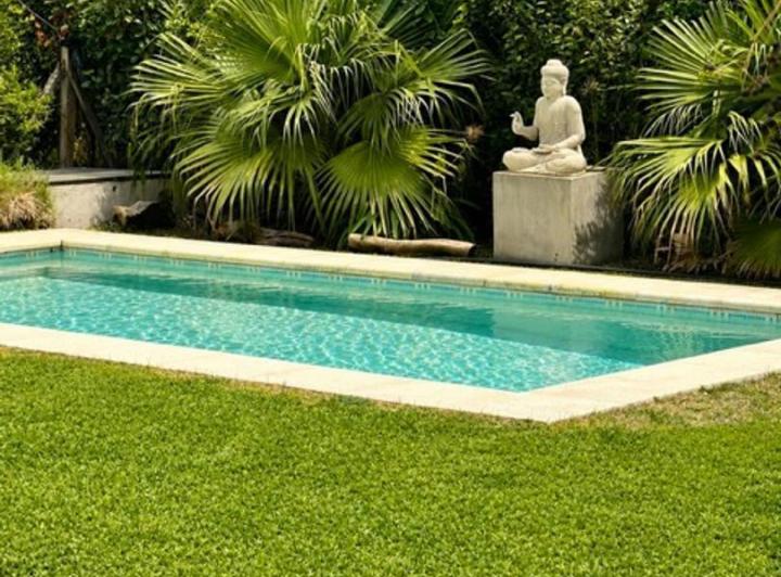 Casa · 120m² · 4 Ambientes · 3 Cocheras