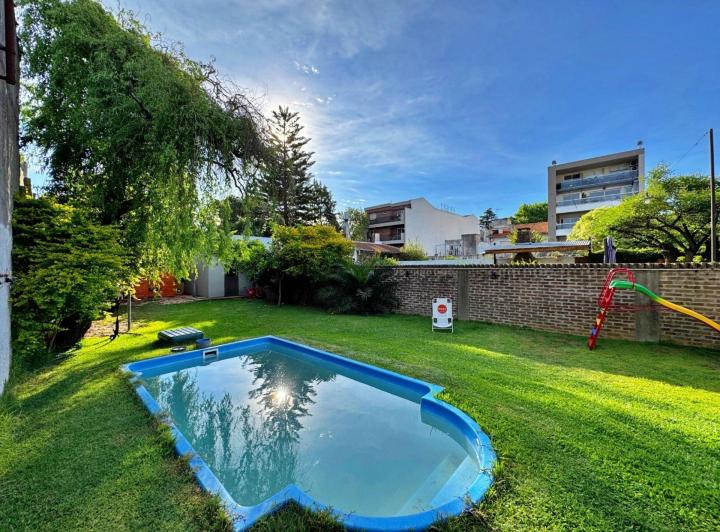 Casa · 200m² · 4 Ambientes