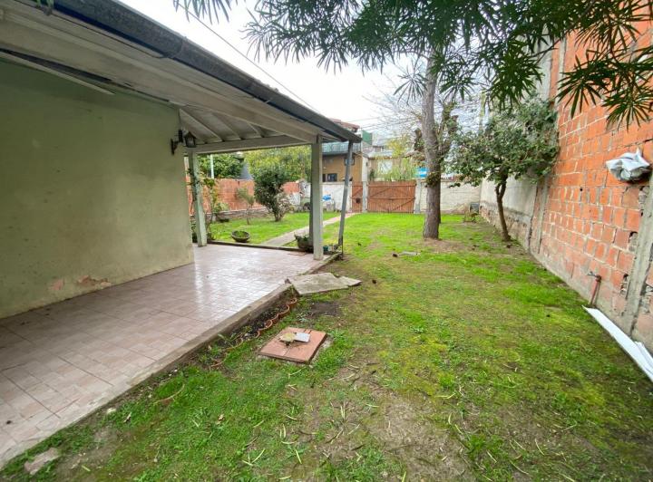 Casa · 200m² · 4 Ambientes · 3 Cocheras