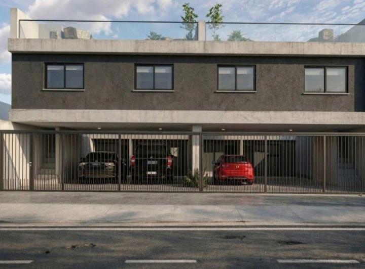 Casa · 88m² · 4 Ambientes · 1 Cochera