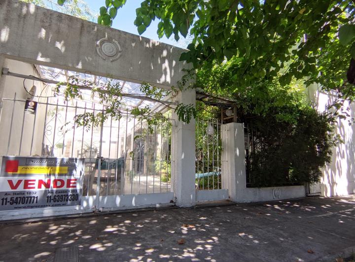 Casa · 130m² · 4 Ambientes · 1 Cochera