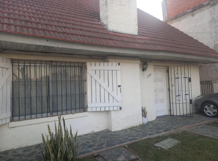 Casa · 150m² · 4 Ambientes · 1 Cochera