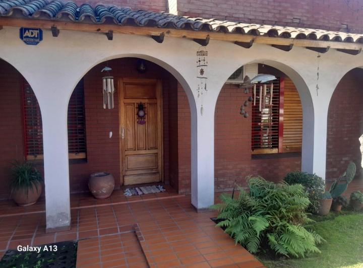 Casa · 120m² · 3 Ambientes · 1 Cochera