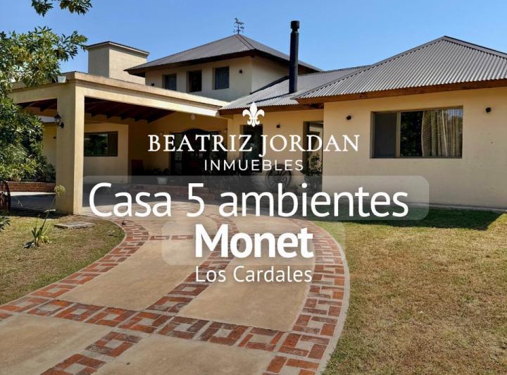 Casa · 235m² · 5 Ambientes · 1 Cochera