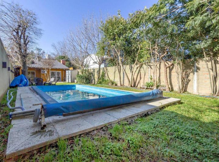 Casa · 152m² · 4 Ambientes · 2 Cocheras