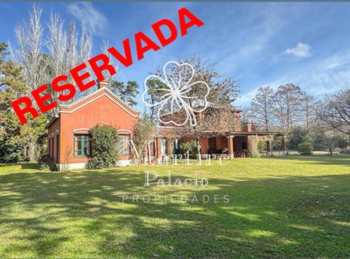 Casa · 194m² · 6 Ambientes