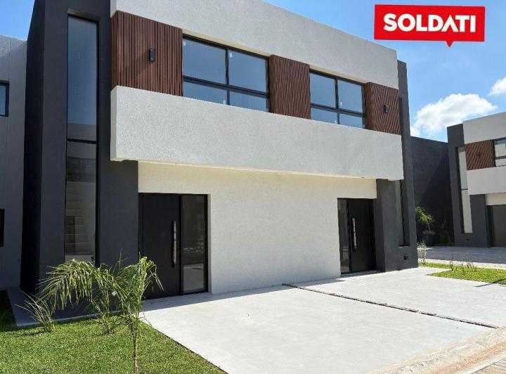 Casa · 129m² · 4 Ambientes · 1 Cochera