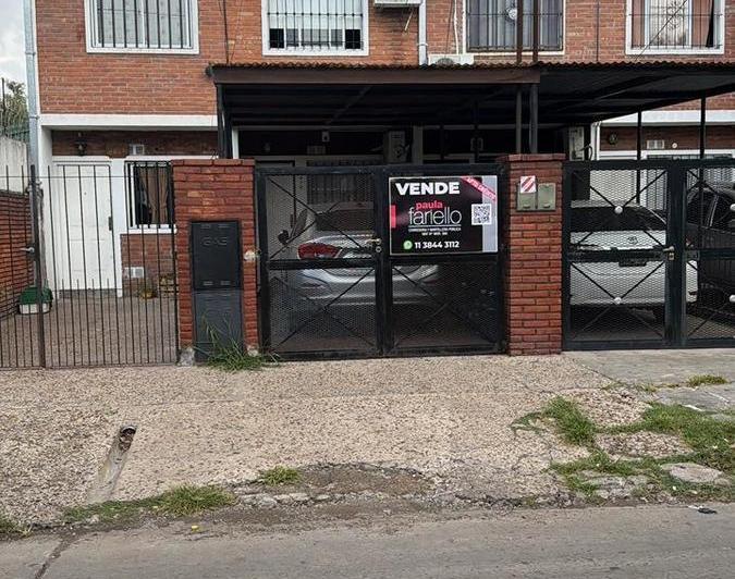 Casa · 100m² · 3 Ambientes · 1 Cochera