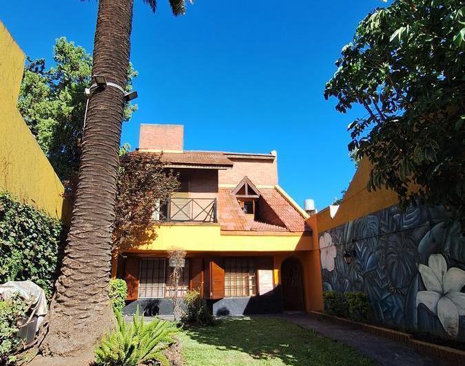 Casa · 125m² · 4 Ambientes · 2 Cocheras