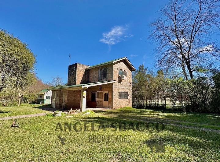 Casa · 158m² · 3 Ambientes · 1 Cochera