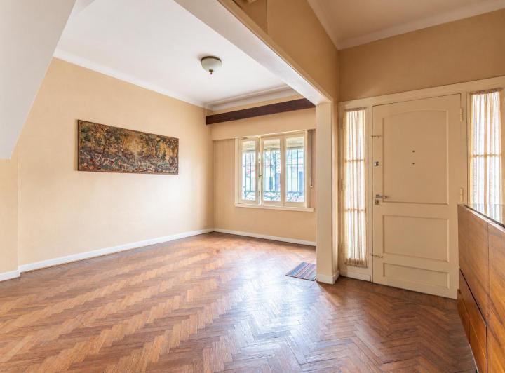 Casa · 199m² · 5 Ambientes · 1 Cochera