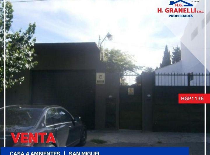 Casa · 353m² · 4 Ambientes · 1 Cochera