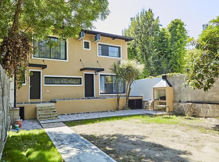 Casa · 210m² · 4 Ambientes