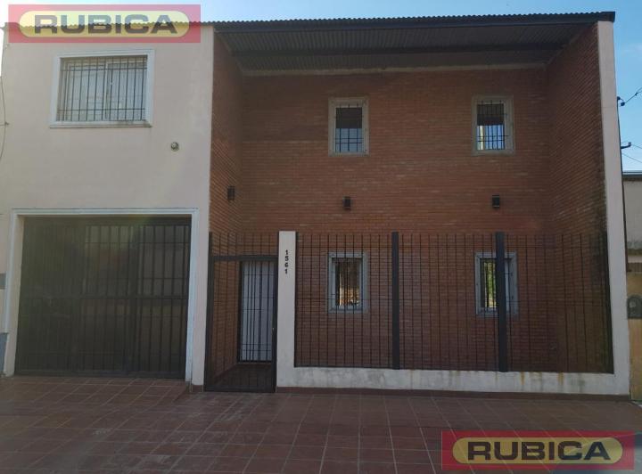 Casa · 170m² · 3 Ambientes · 1 Cochera