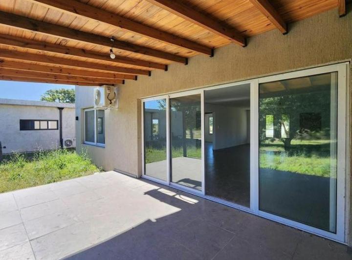 Casa · 136m² · 4 Ambientes · 1 Cochera