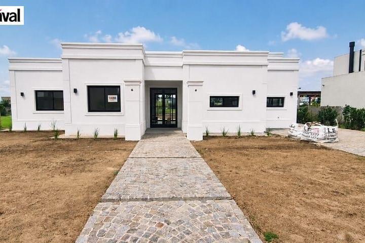 Casa · 184m² · 3 Dormitorios · 1 Cochera