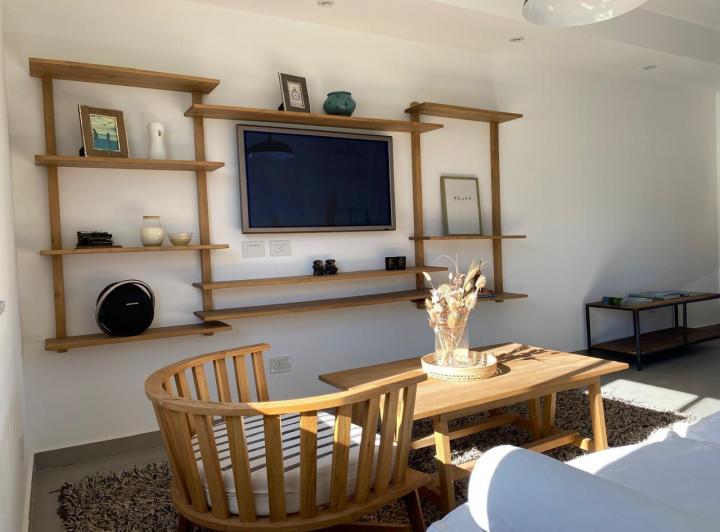 Casa · 104m² · 4 Ambientes · 2 Cocheras