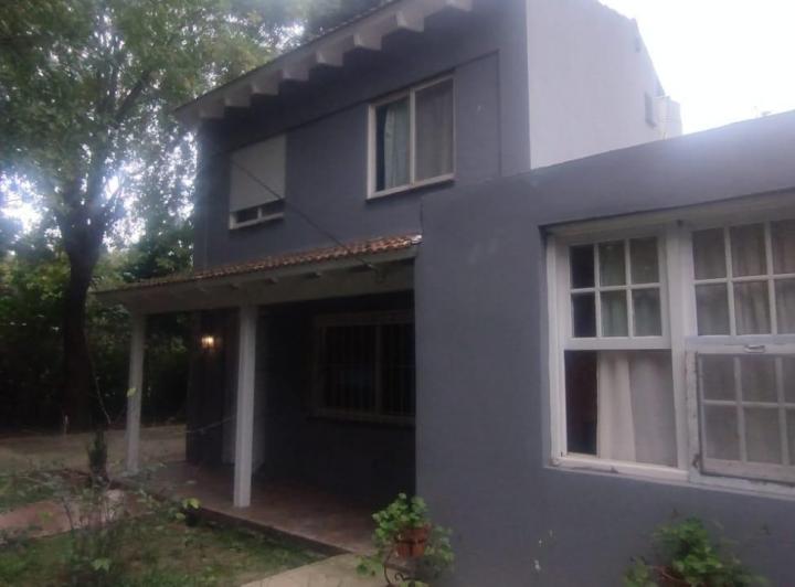 Casa · 130m² · 4 Ambientes · 1 Cochera