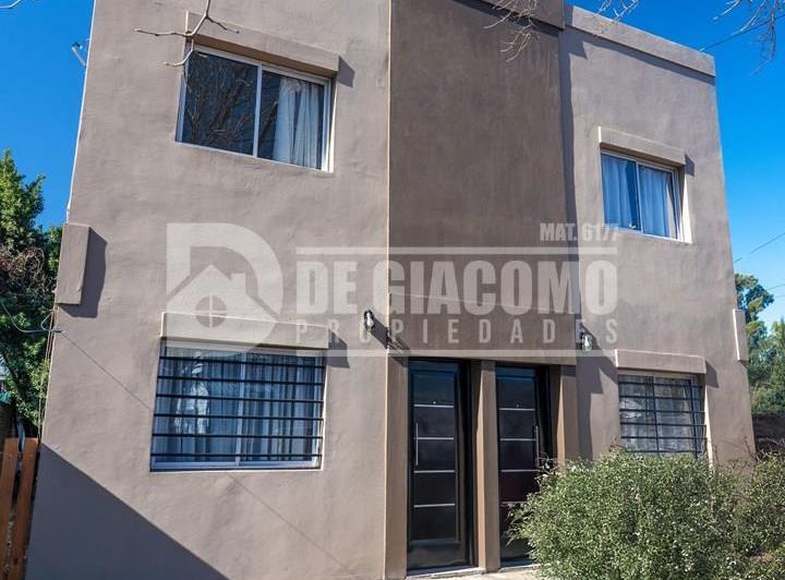 Casa · 60m² · 3 Ambientes · 1 Cochera