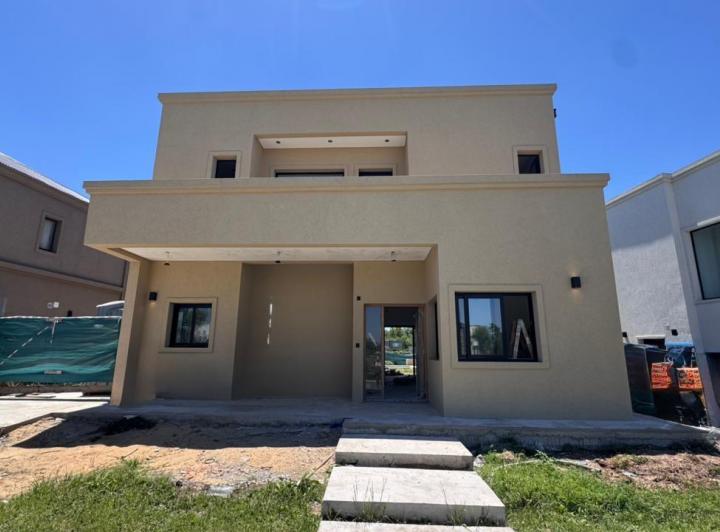 Casa · 161m² · 5 Ambientes