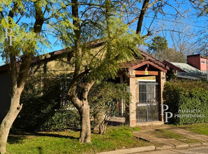 Casa · 122m² · 3 Ambientes · 1 Cochera