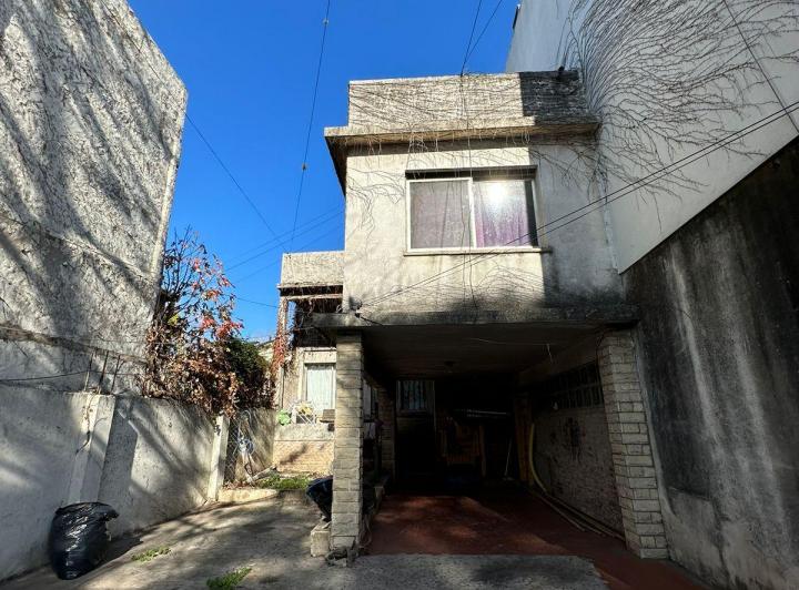 Casa · 155m² · 4 Ambientes · 1 Cochera