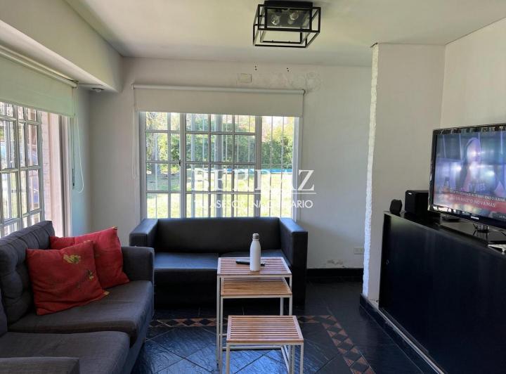 Casa · 193m² · 3 Ambientes · 1 Cochera