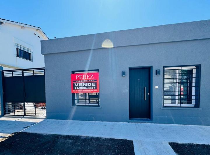 Casa · 52m² · 3 Ambientes · 2 Cocheras