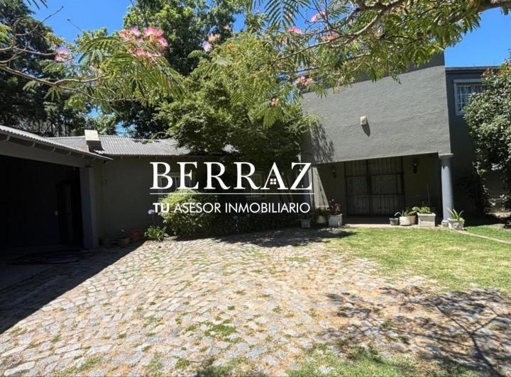 Casa · 280m² · 5 Ambientes · 2 Cocheras