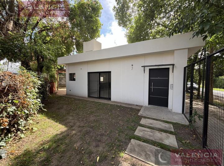 Casa · 100m² · 4 Ambientes · 1 Cochera