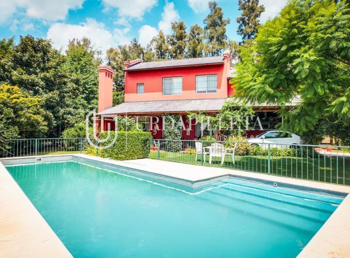 Casa · 155m² · 3 Ambientes · 3 Cocheras